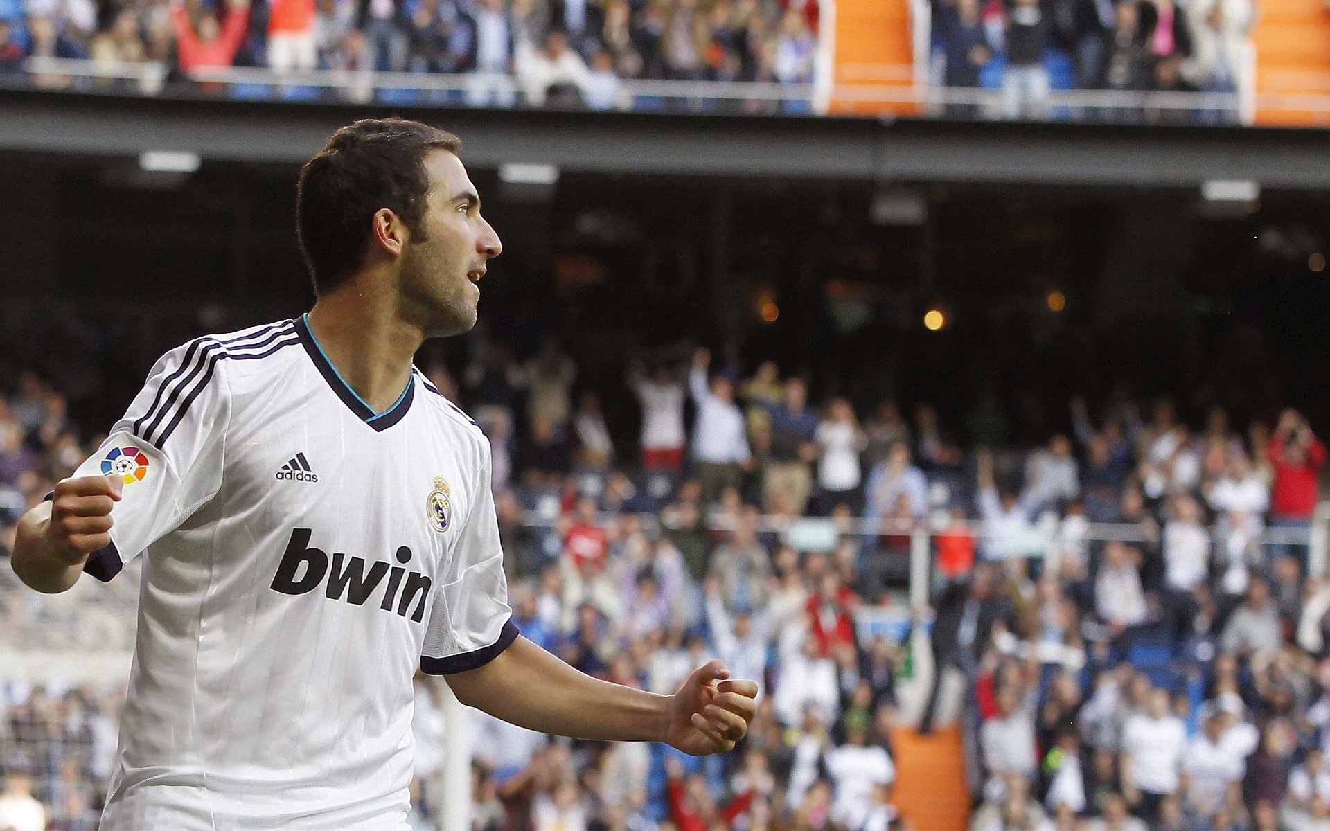 C罗助攻致胜成为全场最具影响力球员，c罗助理